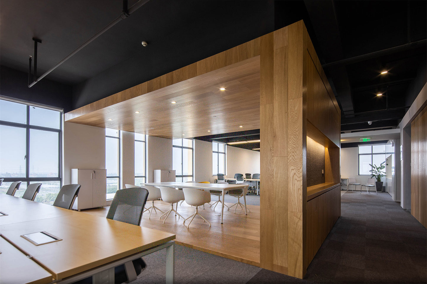(2500-3500 Sq.ft) Office space interior design