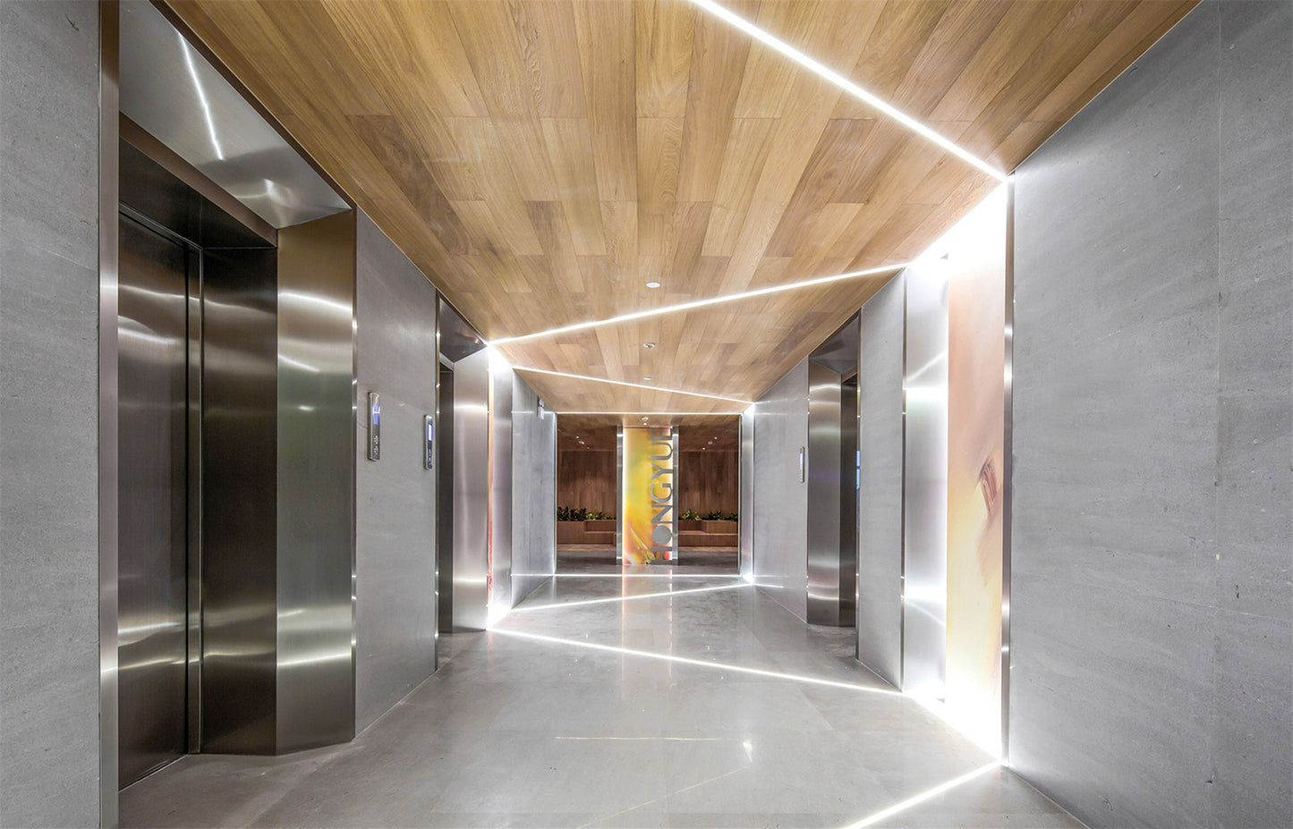 (2500-3500 Sq.ft) Office space interior design