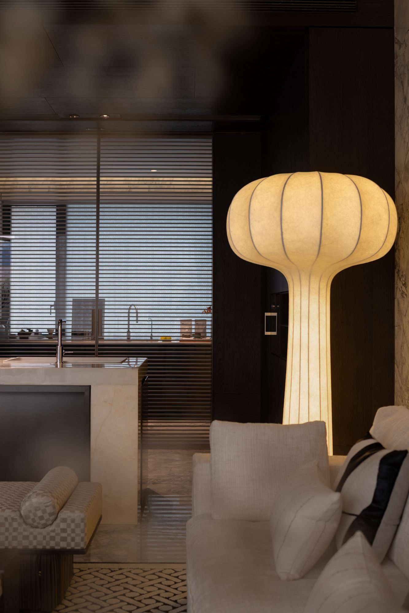 Dark Urban Villa Interior preview 3